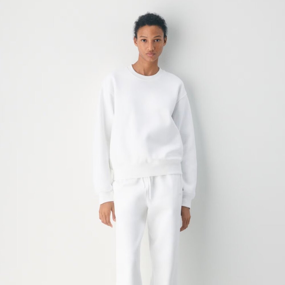 Aritzia Cozy Sweatfleece Perfect Crew Sweatshirt Women's Size XXS White Oversize